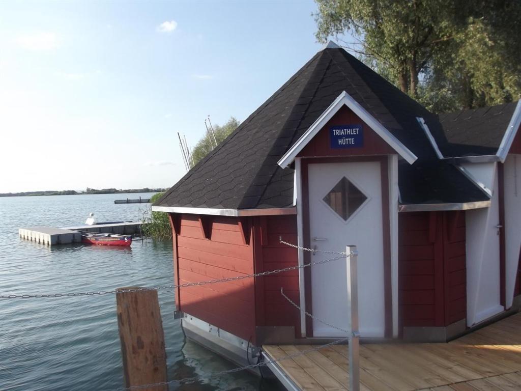 Maritime Freizeit Camp "Mfc" Erfurter Seen Camera foto